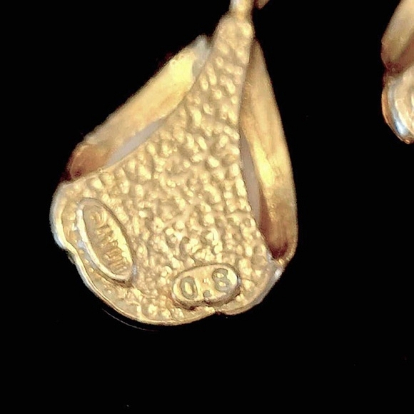 AVON Vintage Marked Gold Teardrop Faux Pearl & Rhinestone Necklace & Earrings - Picture 8 of 10